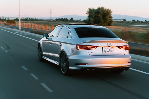 What are the key challenges faced by UK tech entrepreneurs?